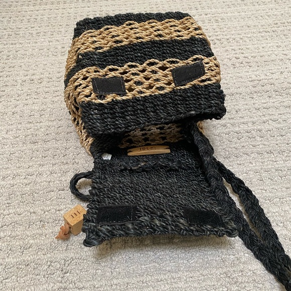 Esprit black and tan straw tote - Picture 2 of 4